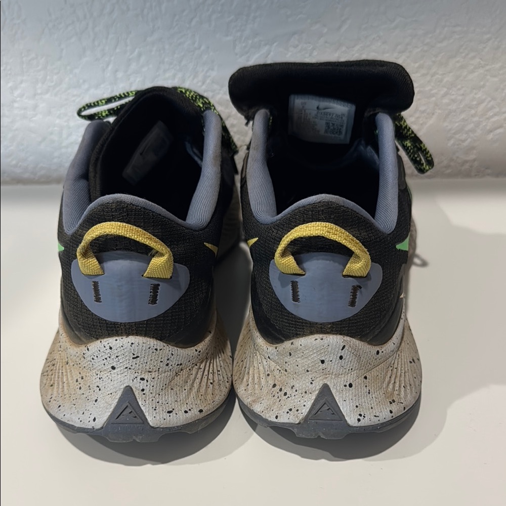 Nike Pegasus Trail Shoes - Picture 3 of 6